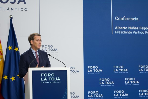 Feijóo acusa a Sánchez de 