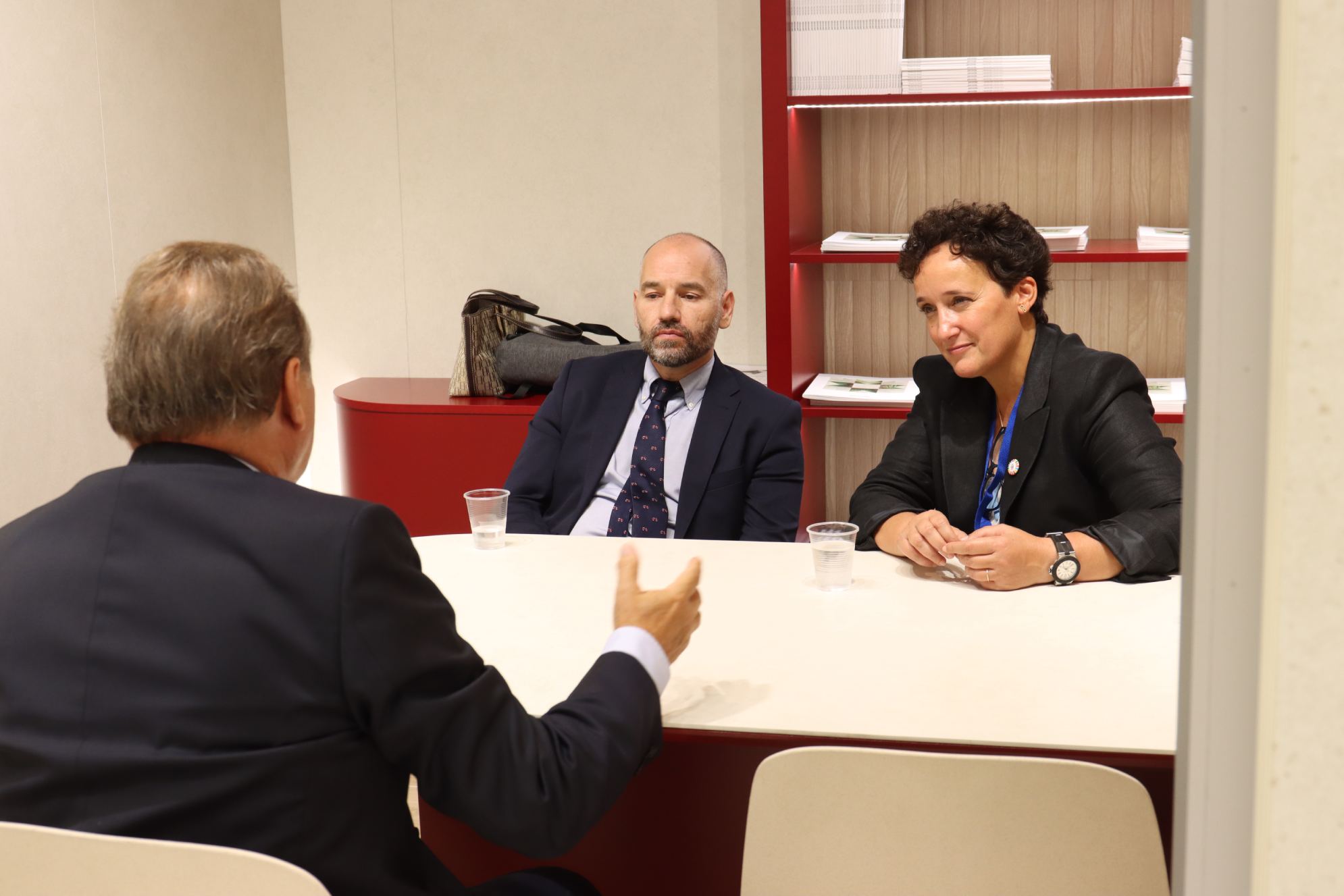 Onda y Ascer se reúnen en Cersaie y evalúan la crisis energética del sector cerámico