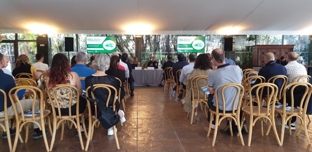 Riba-roja presenta al sector empresarial la misión 'Un municipio sin emisiones'
