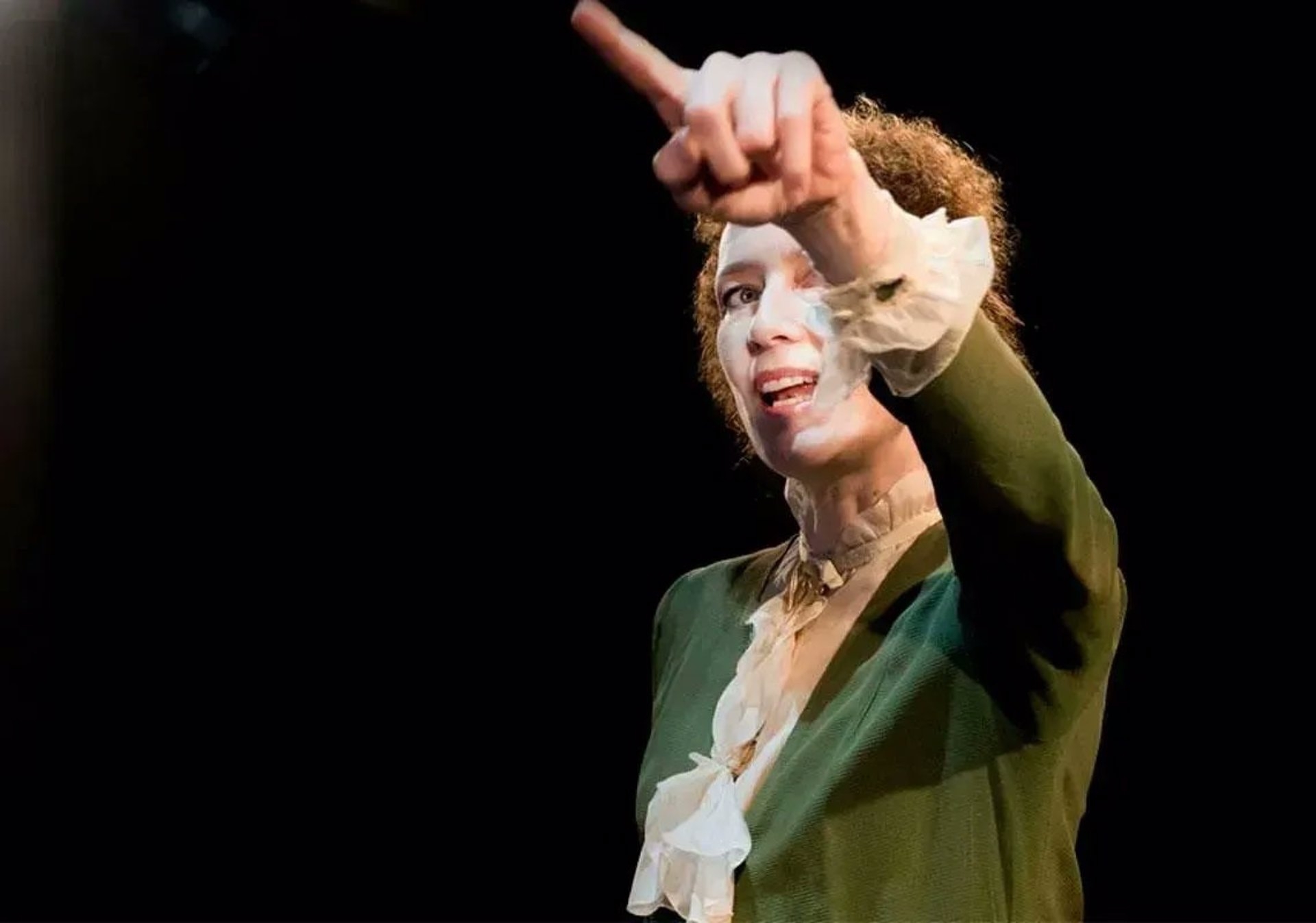 Clara Sanchis lleva al Talia 'Una habitación propia' de Virginia Woolf
