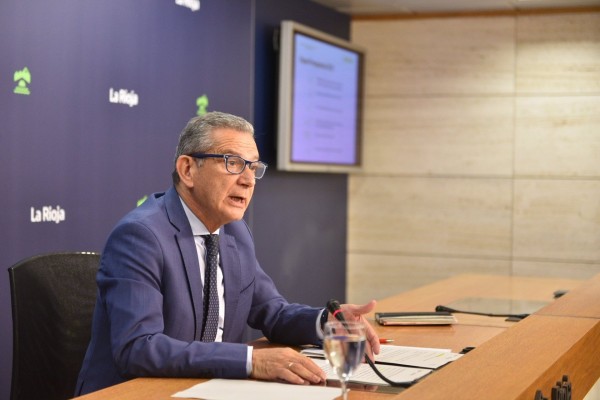 La Rioja descarta rebajar el IRPF porque dice que es 