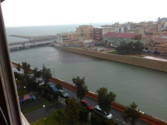 Vecinos de Gran Vía Sur exigen la limpieza del Barranco de las Ovejas para evitar inundaciones