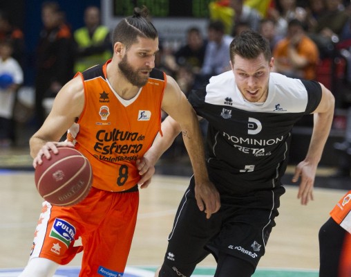 El Valencia busca el triunfo ante un rival directo y crecido