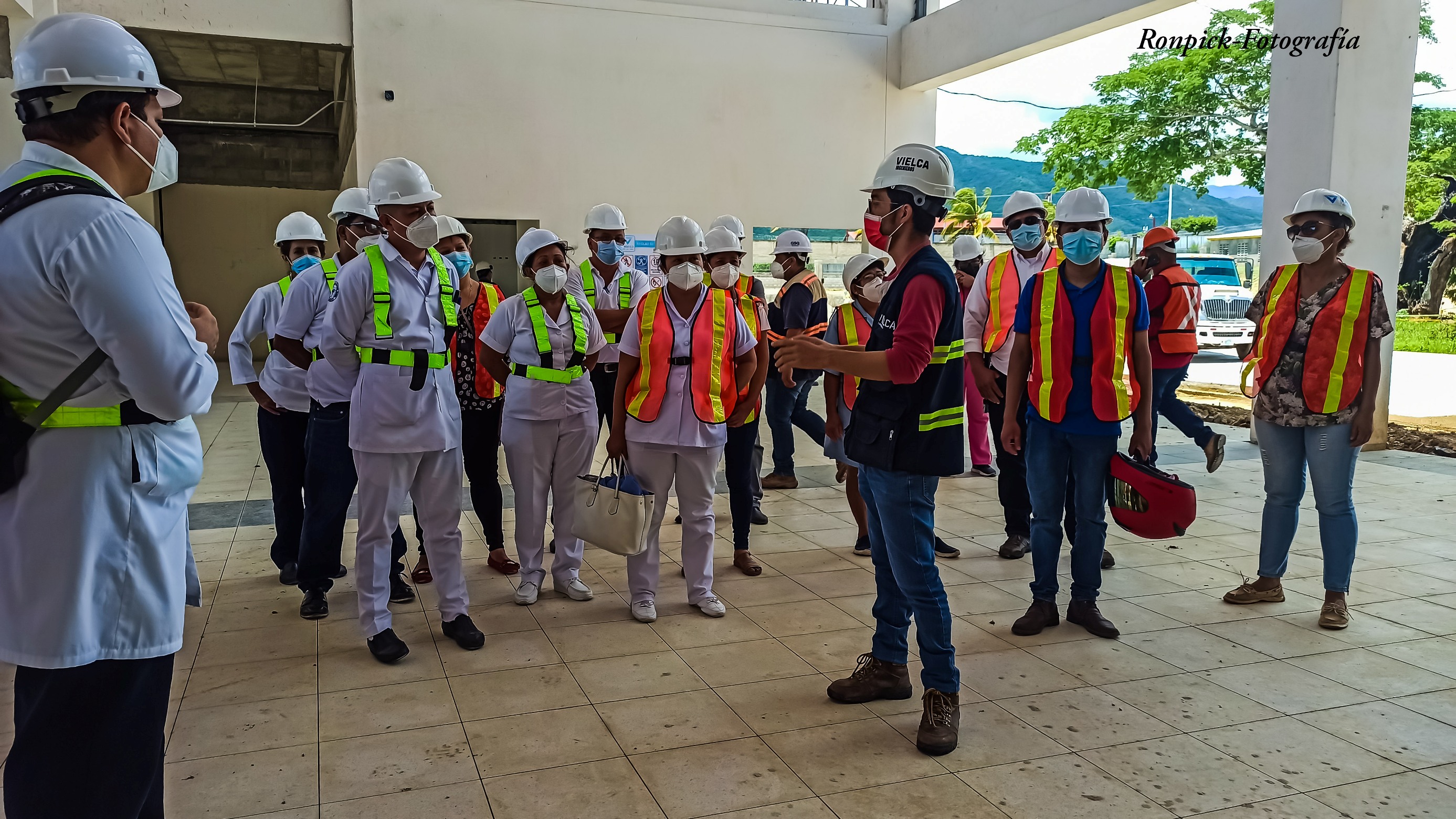 La valenciana Vielca supervisa la construcción de siete mil viviendas sociales en Nicaragua 