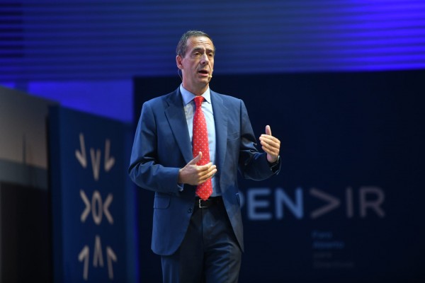 Gortázar pide un pacto de rentas y acelerar la transición energética para combatir la crisis