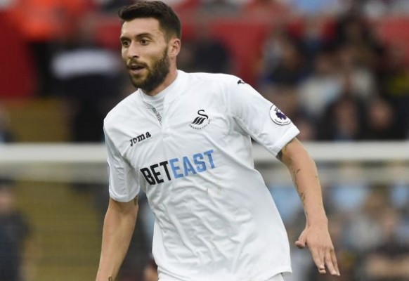 Borja Bastón no saldrá del Swansea en enero