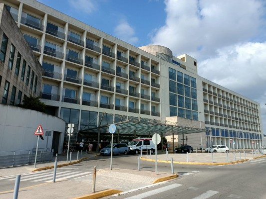 CSIF denuncia el agravio a profesionales del hospital de la Ribera al no tener en cuenta su labor con pacientes covid
