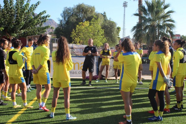 El Alhama CF ElPozo va en la Copa de la Reina a por el triunfo que se le resiste en la Liga F 