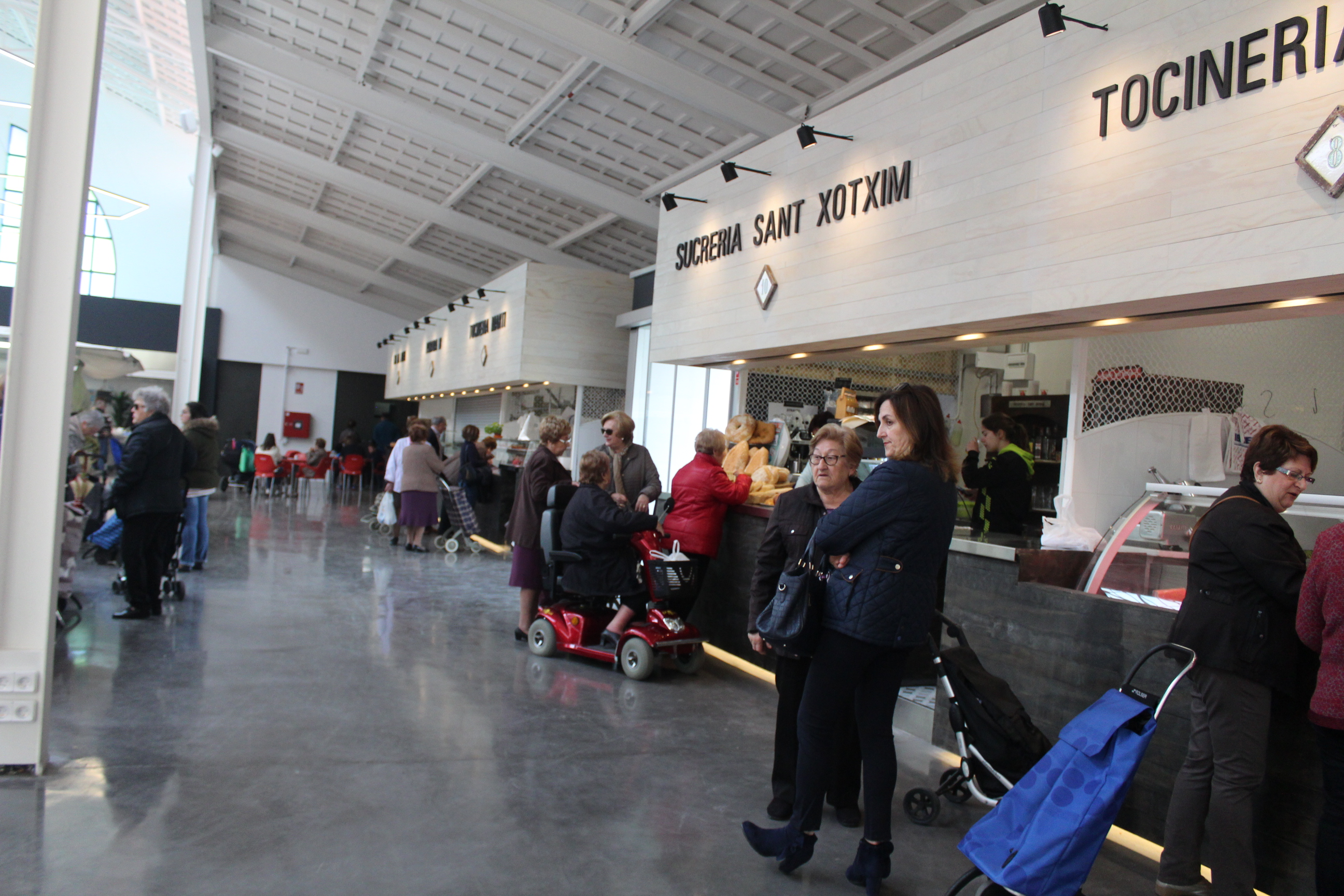 Nules saca a licitación cinco casetas del Mercado Municipal que están actualmente vacías