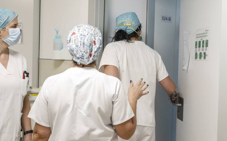 La Comunitat Valenciana notifica 964 nuevos casos de coronavirus y cinco fallecidos