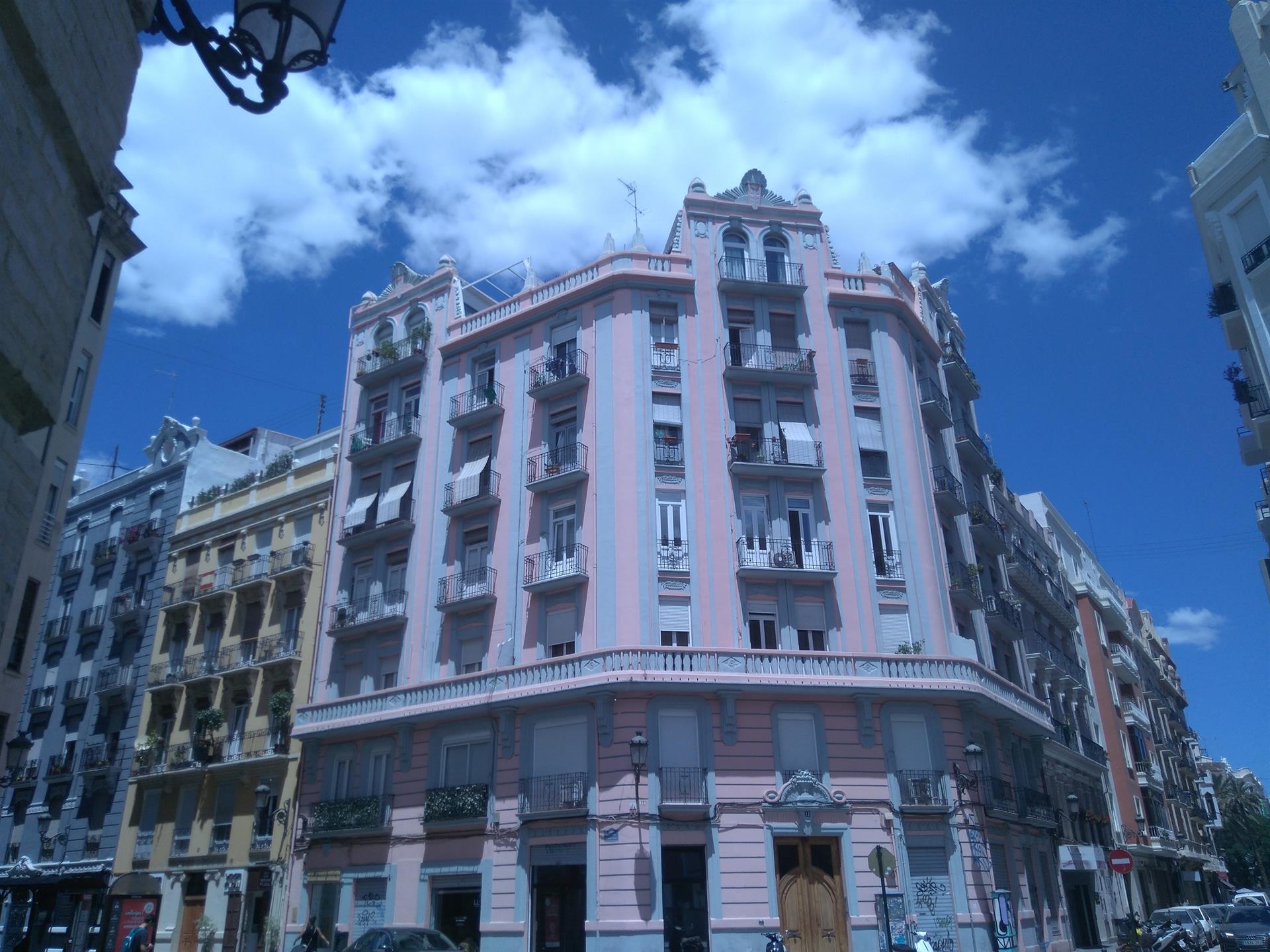 Edificio de viviendas, en una imagen de archivo. Foto: EUROPA PRESS - 