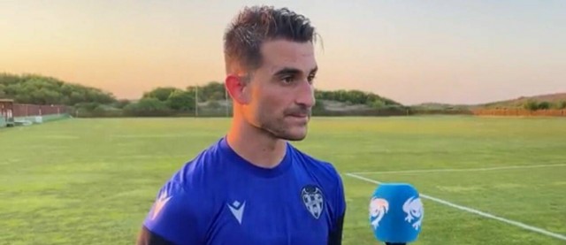 Postigo se incorpora al grupo; Campaña sigue al margen