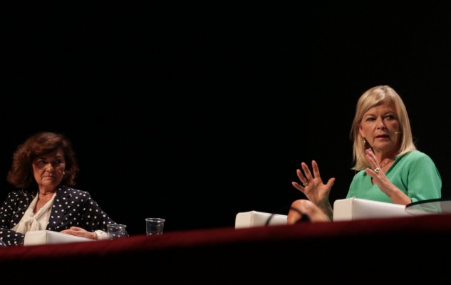 Bravo y Carmen Calvo chocan con la dirección del PSPV y del PSOE por su rechazo a la Ley Trans