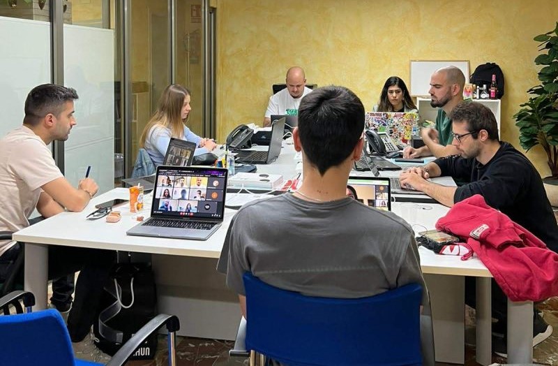 La castellonense Enmedia reinventa su estrategia de negocio: duplica la plantilla y estrena submarca