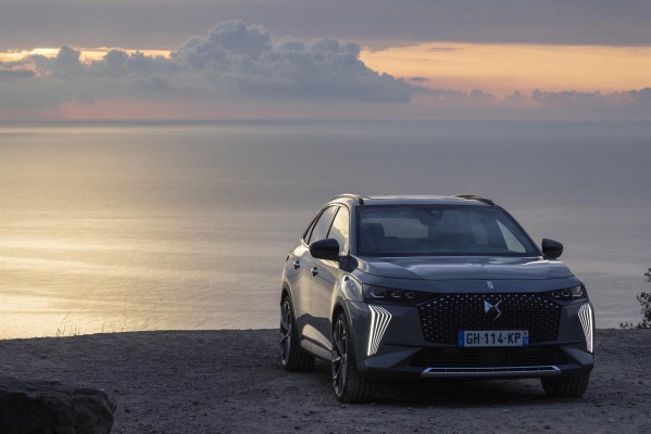 DS iniciará a finales de año las entregas del nuevo DS 7, con potencias de hasta 360 caballos