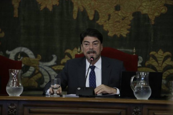 El debate sobre el estado de Alicante enciende a la izquierda: acusa al bipartito de querer ocultarlo