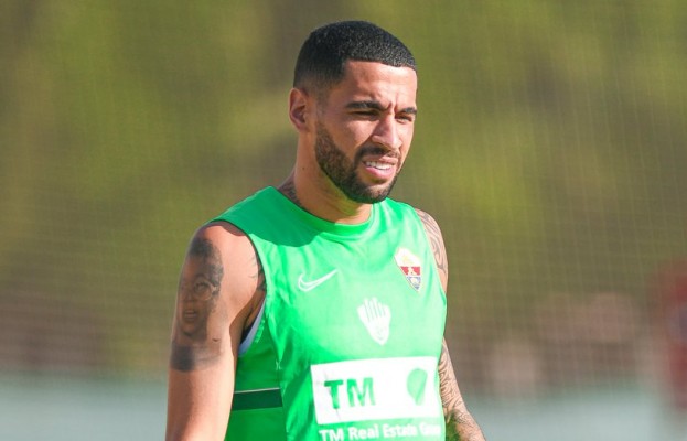 Bigas y Mascarell entrenan con el grupo y apuntan al partido ante el Rayo
