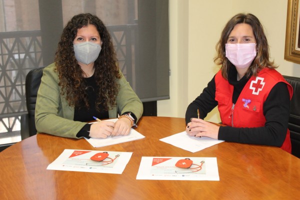 Burriana y Cruz Roja ofrecen formación a los jóvenes en primeros auxilios básicos