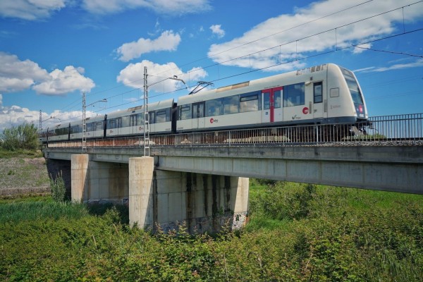 Licitan dos pasos bajo la L3 del metro para el tránsito ciclopeatonal entre Alboraia y Almàssera