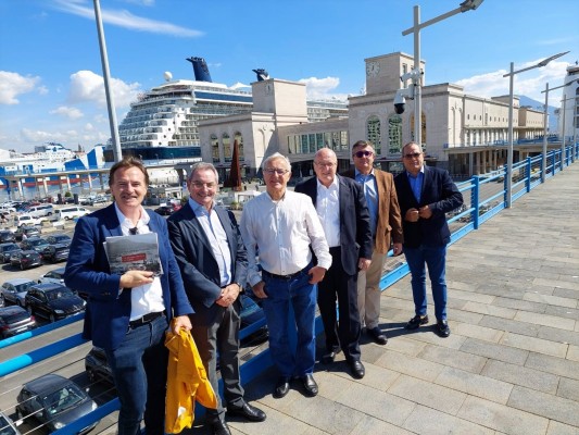 Ribó defiende en Nápoles una integración sostenible de los puertos en las ciudades