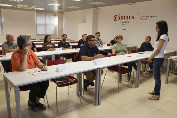 Vila-real ofrece cursos de formación especializada a los beneficiarios de Empuju y Ecovid 