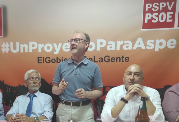 Telesforo Pastor recibe un notable apoyo para ser 
el alcaldable del PSOE en Aspe
