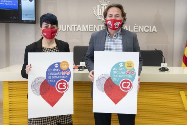 La directora gerente de la EMT, Marta Serrano, coordinadora de movilidad sostenible de Sumar