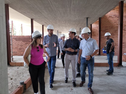 Las obras del aulario y gimnasio del colegio de Biar avanzan y se espera su fin antes de acabar 2022
