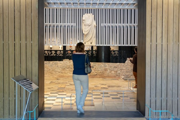 Turismo promueve cuatro visitas guiadas gratuitas el próximo martes por Cartagena