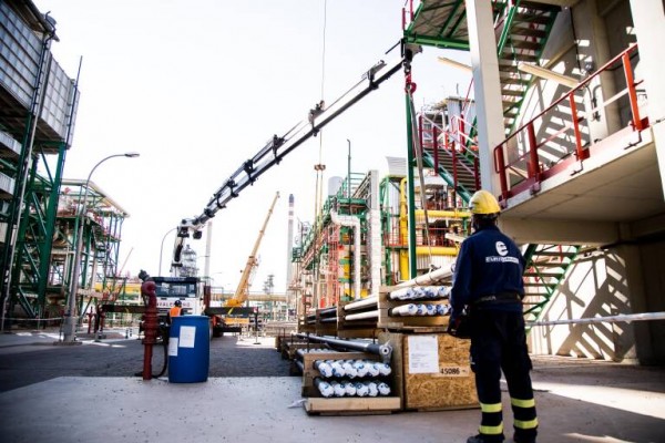 La energía rompe el bolsillo de las empresas de la Región: se dejan ya 11.000 millones en compras al exterior