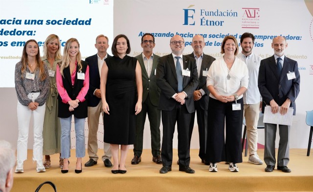 La mitad de valencianos que se ven capaces de emprender tienen miedo al fracaso