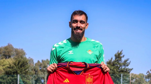 Borja Iglesias: 