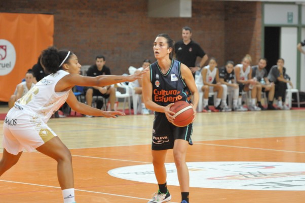 Valencia Basket saca una meritoria victoria ante Casademont Zaragoza