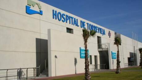La Plataforma por la Sanidad 100x100 Pública pide el cese de la gerente del Hospital de Torrevieja