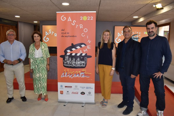 Gastro Cinema homenajeará al Mercado Central en su centenario y Cruz Roja por su labor social
