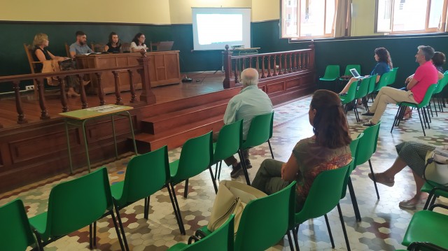 Castelló explica en el Consell Agrari el mercado agroecológico con 20 puestos de venta directa