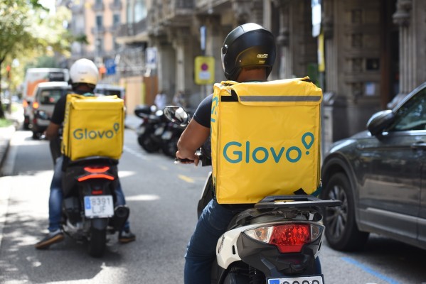 Trabajo multa a Glovo con 79 millones y regulariza a 10.600 de sus trabajadores, 2.283 de Valencia