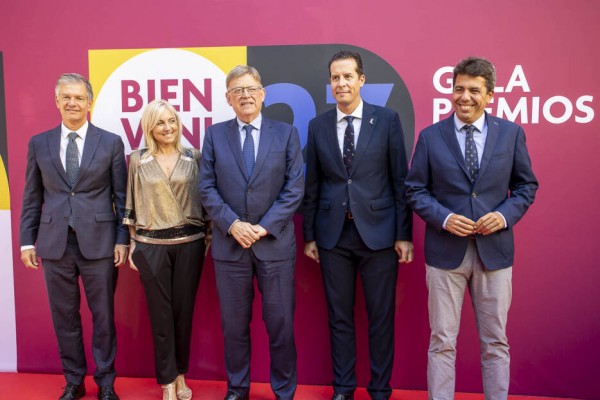 Mazón se gana a la empresa familiar con su propuesta fiscal, a la que Puig evita replicar