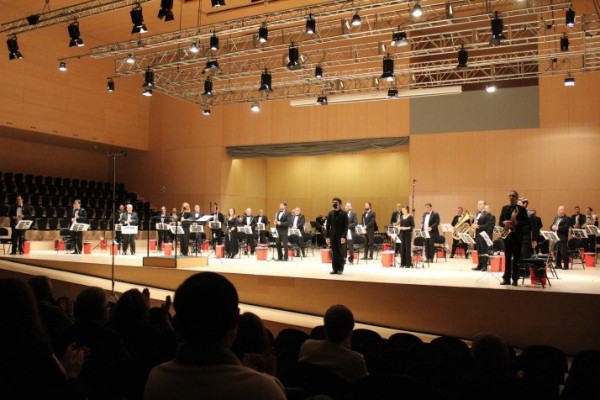 Música electrònica i arts visuals en un concert a càrrec de la Banda Municipal de Castelló
