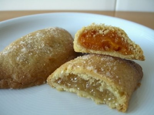 Pastissets de moniato, rebosteria tradicional nadalenca de la Marina
