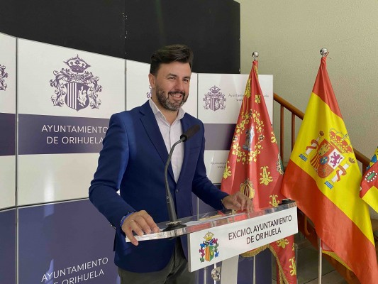 Orihuela destina 307.000 euros a Pymes para frenar el impacto de la pandemia