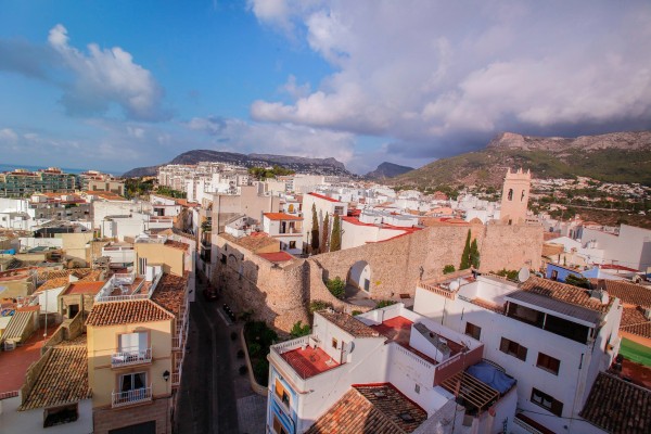 Calp reduce el IBI hasta un 50% a quien instale placas solares para obtener energía


