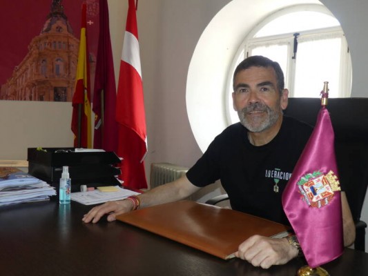 Contreras, candidato; López, favorito