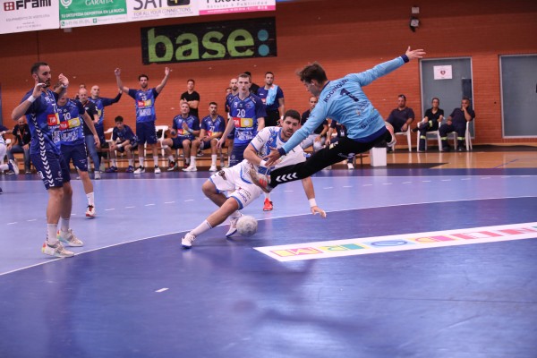 El TM Benidorm adelanta a los viernes sus partidos ligueros para preparar la eliminatoria de Copa EHF