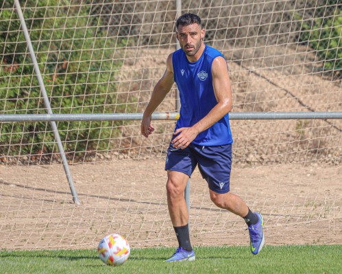 Benja pasa por el quirófano y estará fuera de los terrenos de juego un mínimo de un mes
