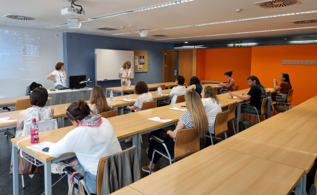 La UJI programa cursos de animación 3D, manejo de drones, planes de igualdad y 'soft skills'