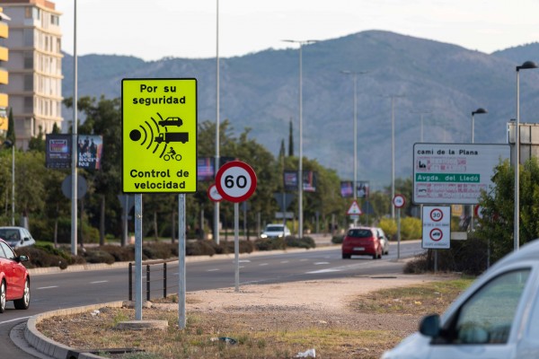 Castelló pondrá en funcionamiento los radares el 3 octubre para mejorar la seguridad vial
