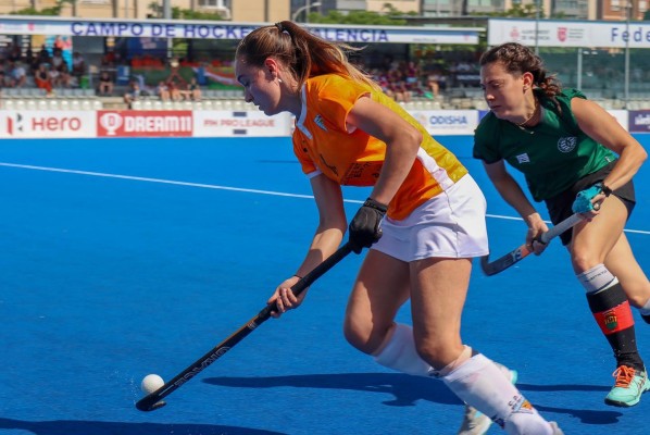 El Valencia y el Carpesa, líderes de la DHB femenina y masculina
