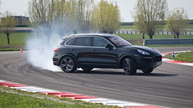 Segunda generación: cómo el Porsche Cayenne fue aún más deportivo