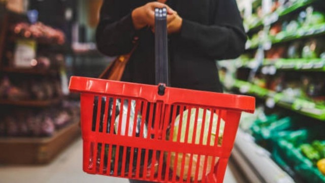 Límite al precio de la cesta de la compra: ¿todo son ventajas?